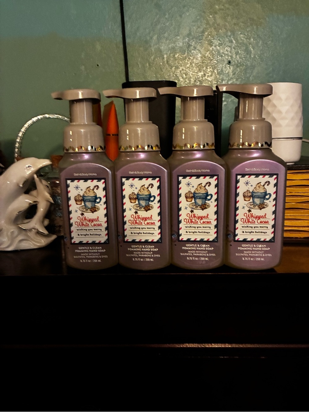 Bath & Body Works Whipped White Cocoa Foaming Hand Soap - Lavender Purple